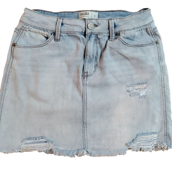 Mudd Flex Stretch Distressed Denim Skirt Women's Size 9 - Picture 1 of 7